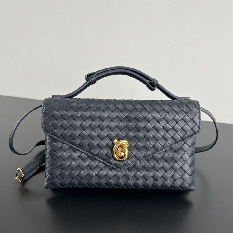 BV 新款 Knot Lock斜挎包 817191 夜色