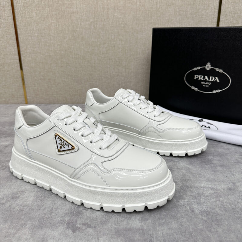 PRADA  最新款厚底休闲运动鞋