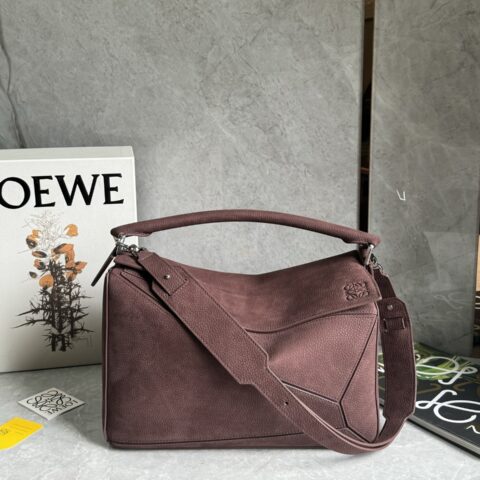 LOEWE 新款牛巴革puzzle 0158