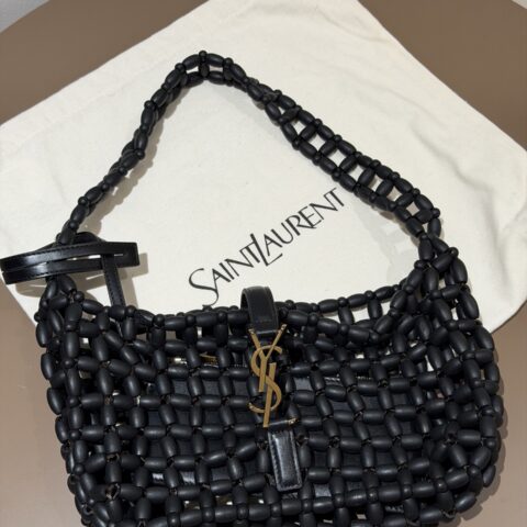 YSL 𝑳𝑬 5 𝐀̀ 7木质圆珠手袋 款号:657228 黑色