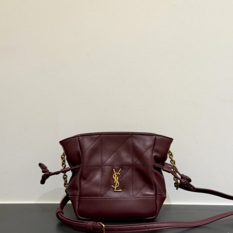 YSL 𝗝𝗮𝗺𝗶𝗲羊皮革斜挎包迷你号 款号:859174 酒红