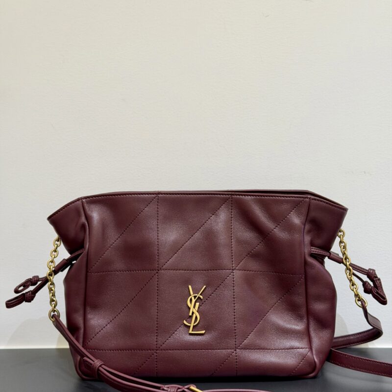 YSL 𝗝𝗮𝗺𝗶𝗲羊皮革斜挎包小号 款号:862712 酒红