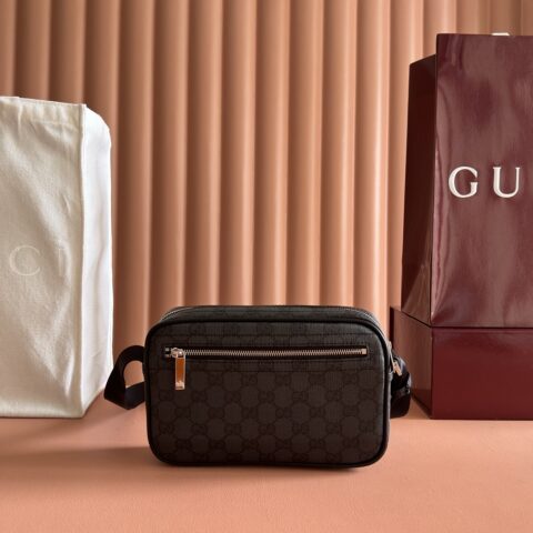 GUCCI Generation 系列 型号：876494 黑色/水晶