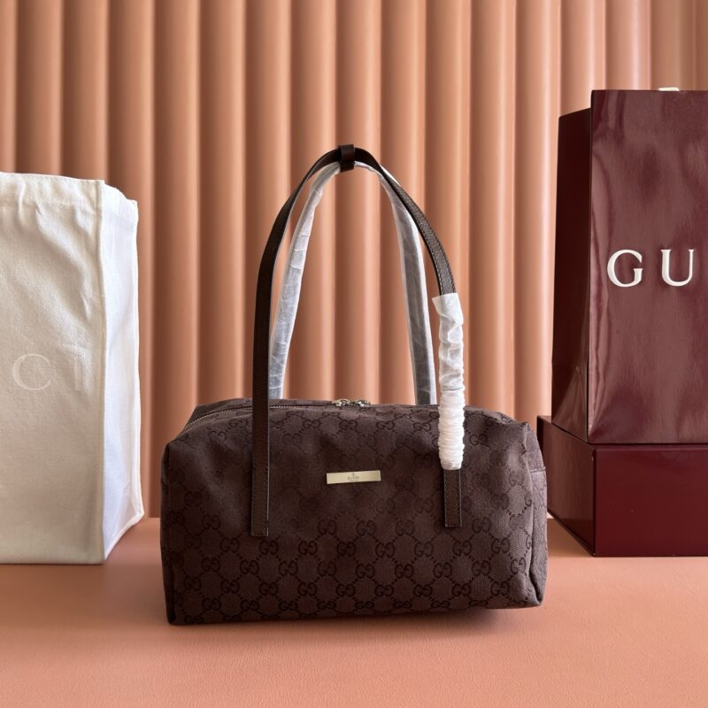 GUCCI Generation 系列 型号：875228石楠布