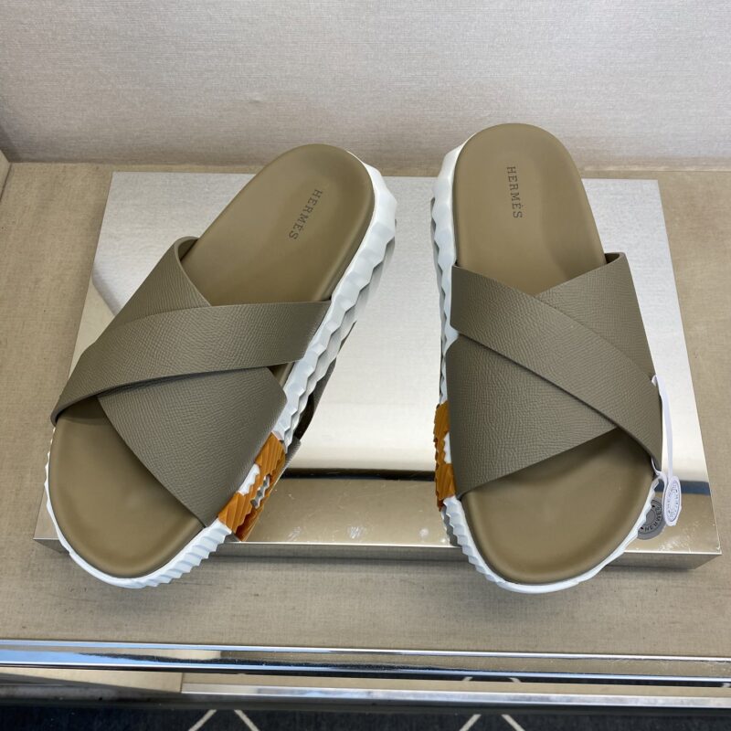 HERMES 男士真皮拖鞋
