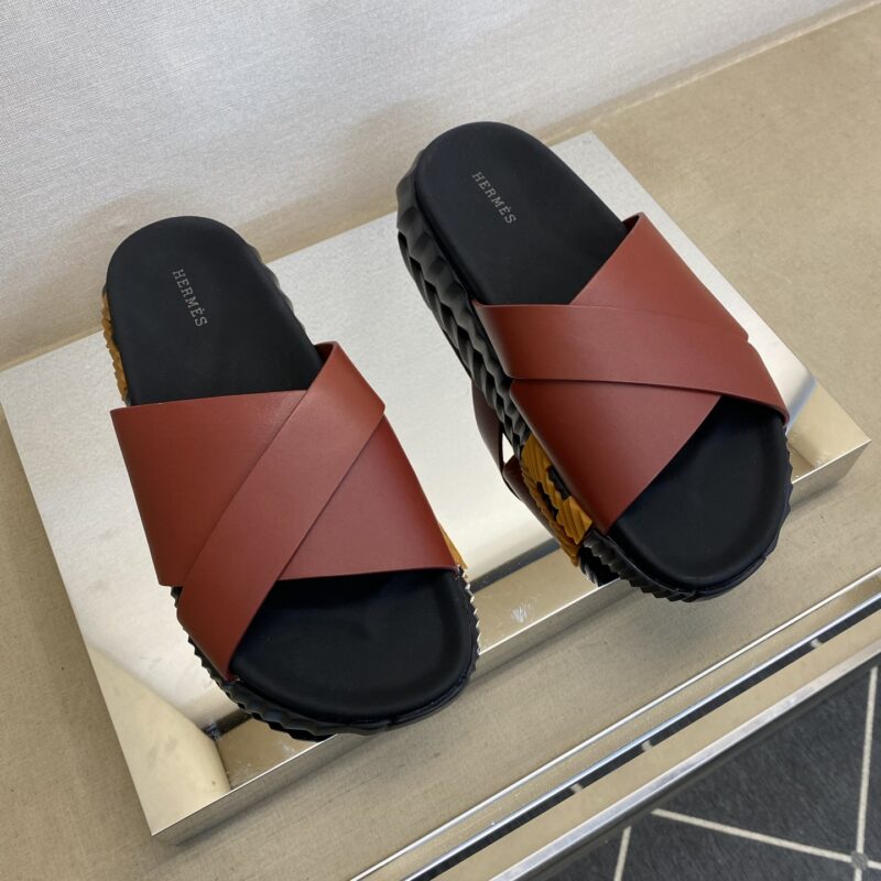HERMES 男士真皮拖鞋