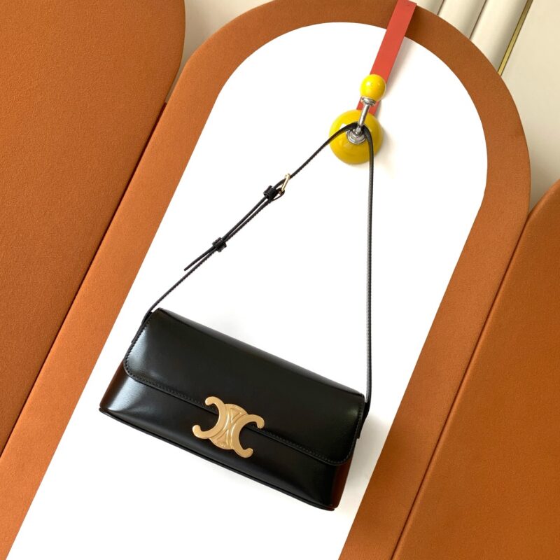 CELINE 最新品肩背包 款号：120553
