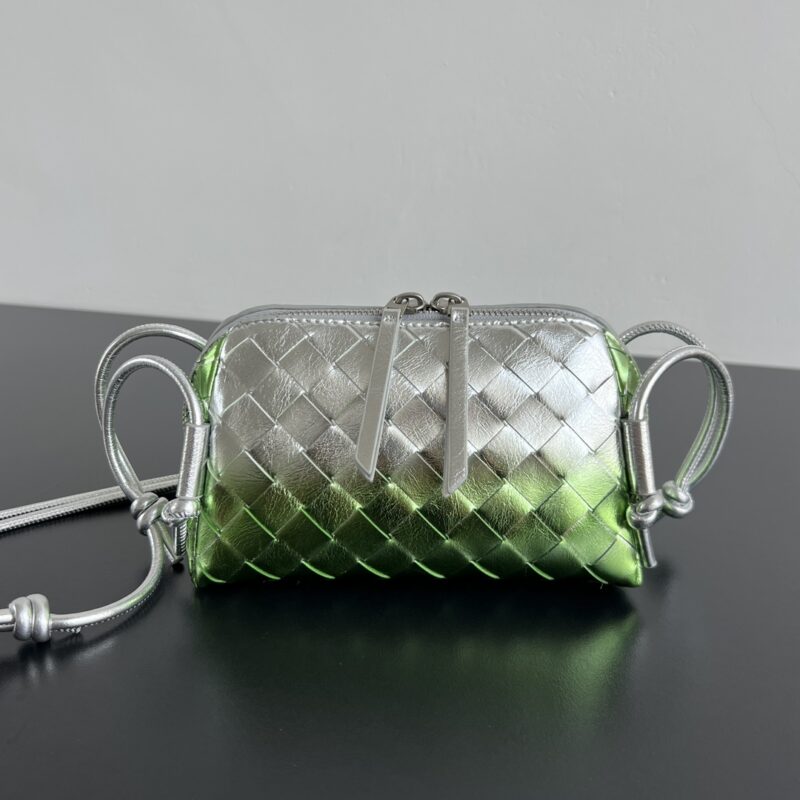 BV 新款 Concert pouch 794258渐变色