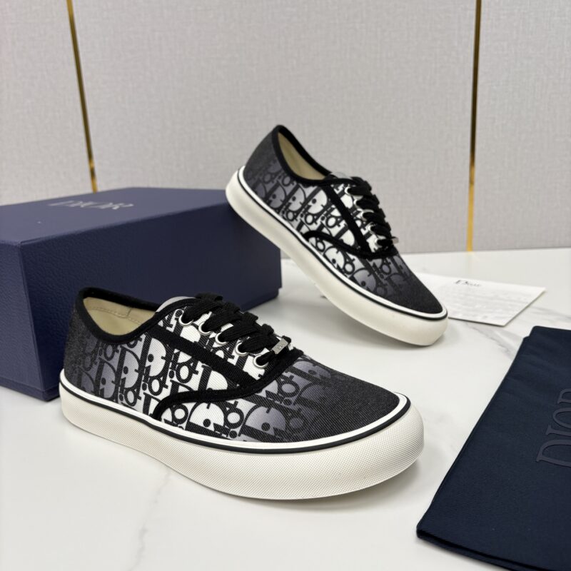 DIOR Oblique老花低帮运动鞋