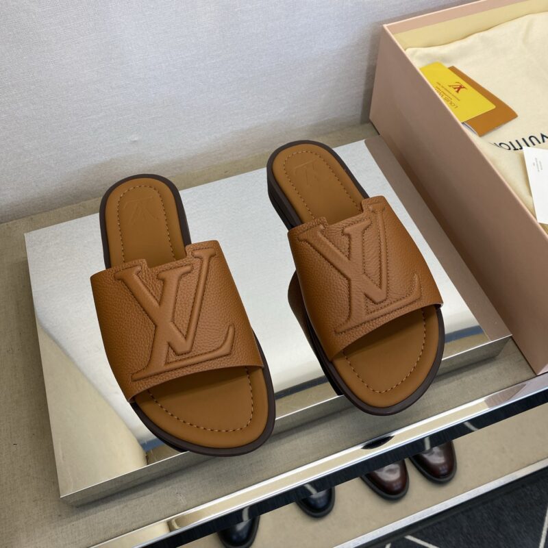 LV 男士真皮拖鞋