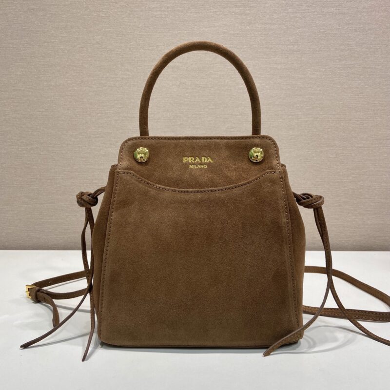 PRADA 新款Carry手袋🎉1BA496麂皮
