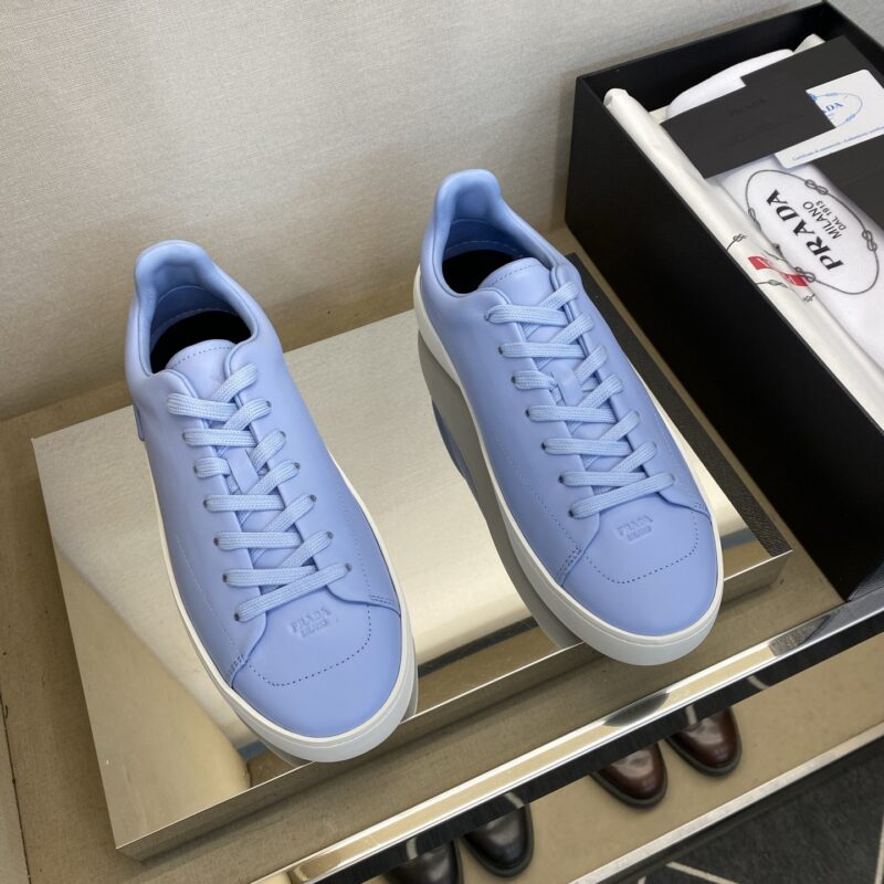 PRADA 男士休闲款