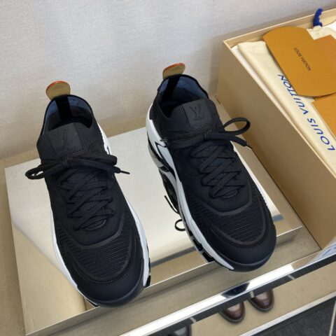 LV 男士时尚运动鞋