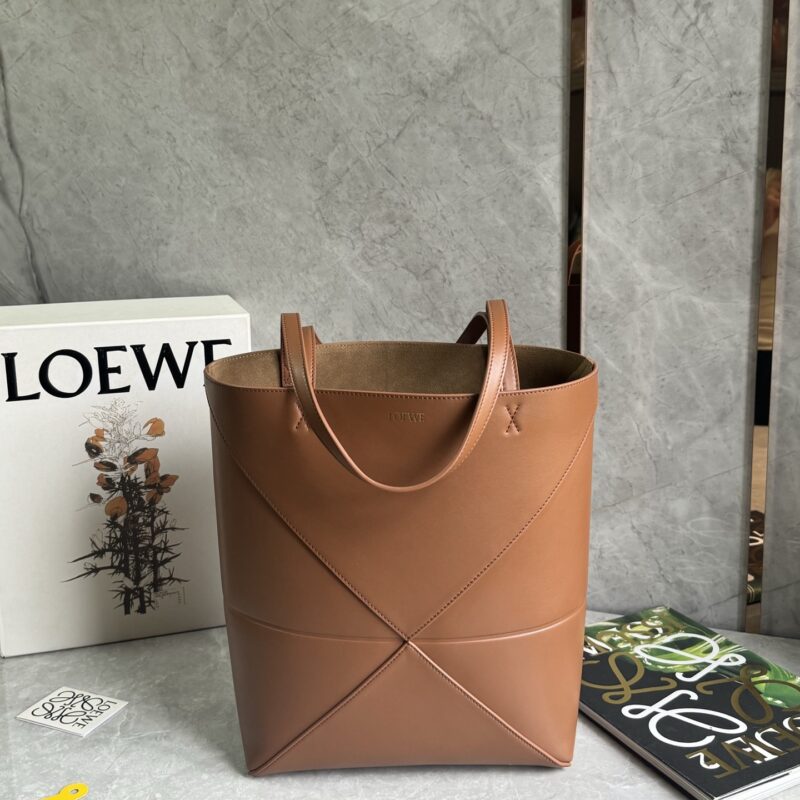 LOEWE puzzle fold 系列可折叠托特包 0693焦糖棕