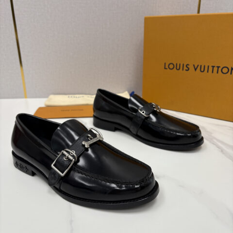 LV 乐福鞋皮鞋