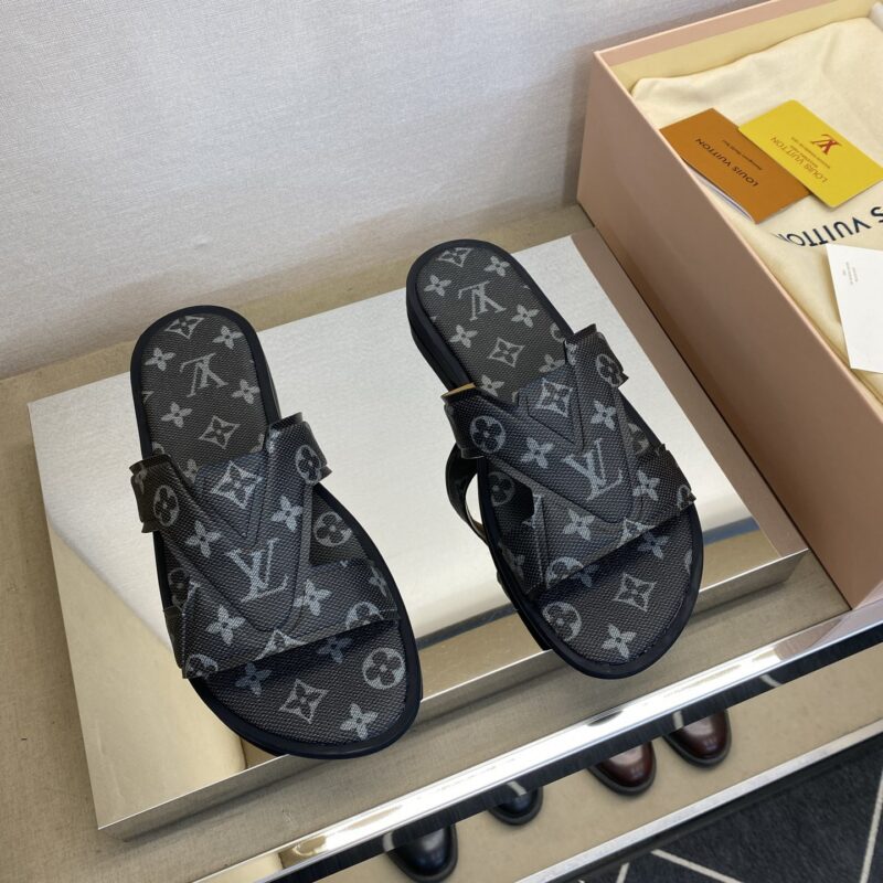 LV 男士拖鞋