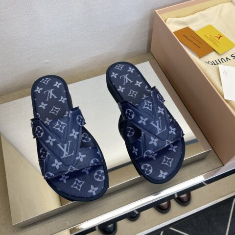 LV 男士拖鞋
