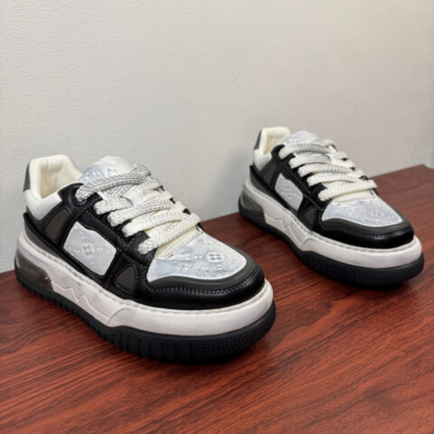 LV 男士厚底气垫休闲板鞋 货号：3210291 黑白