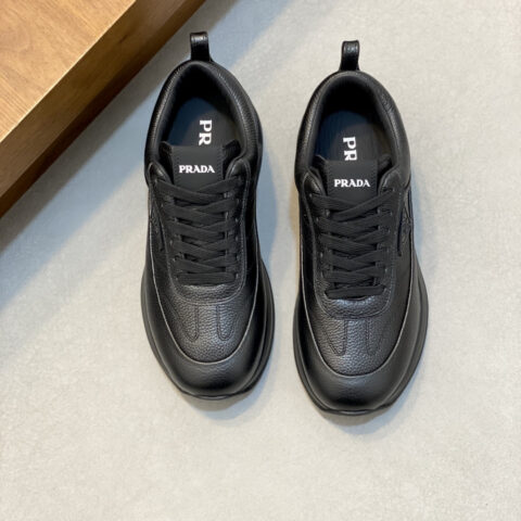 PRADA 男士新款皮面拼接运动鞋