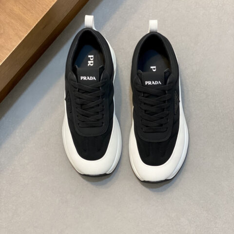PRADA 男士新款皮面拼接运动鞋