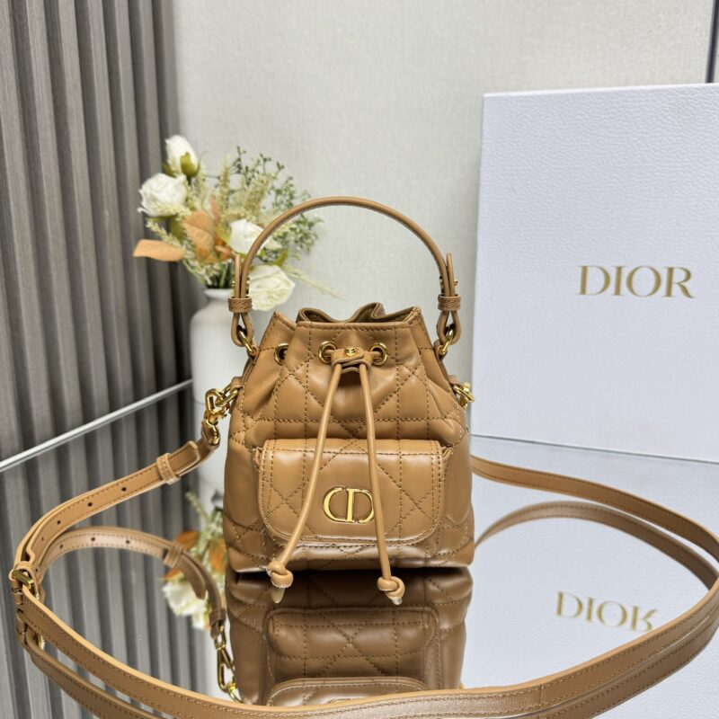DIOR Caro 水桶包 型号:5250 迷你土黄色