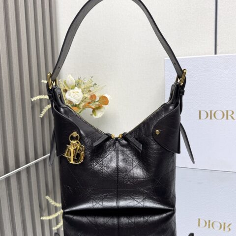 DIOR  Voyage 手袋 型号：16961「褶皱黑色」小号
