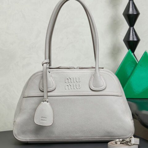 MIUMIU 新品爆款Vivant保龄球包 5BB199 灰色