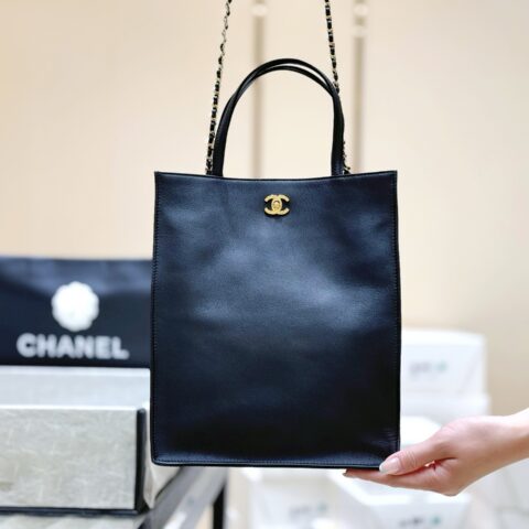 CHANEL 26A 竖款小型购物包👜 AS6452