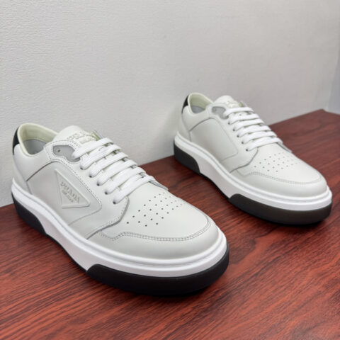 PRADA 新款男士厚底皮革运动鞋