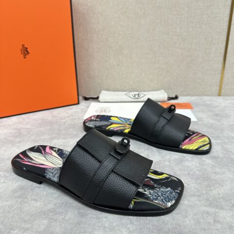 HERMES 最新Giulia男款凉鞋