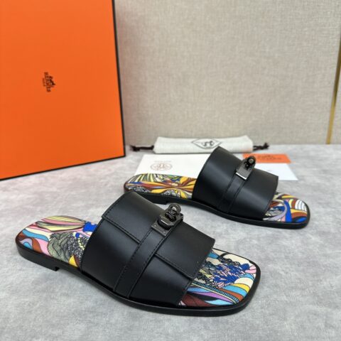 HERMES 最新Giulia男款凉鞋