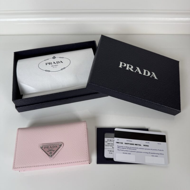 PRADA P家➡️经典卡片夹 型号1MC122