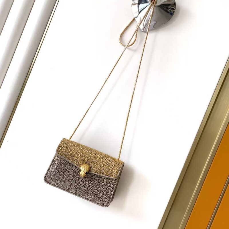 BVLGARI Serpenti Forever系列迷你斜挎包 293787