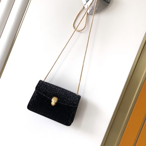 BVLGARI Serpenti Forever系列迷你斜挎包 293787