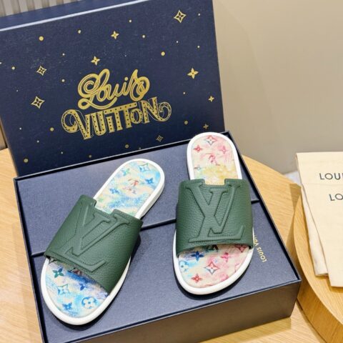 LV L家Waterfront凉拖
