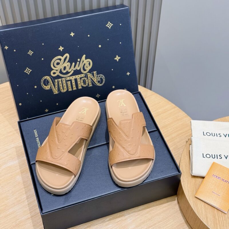 LV L家 OASIS 凉拖