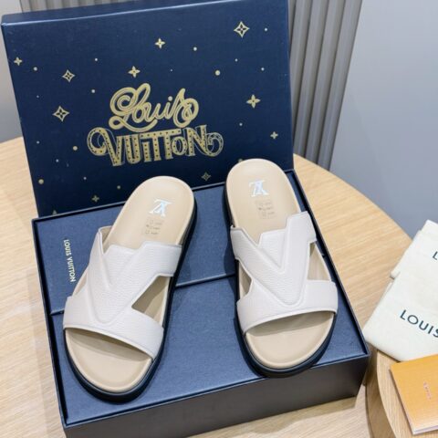 LV L家 OASIS 凉拖
