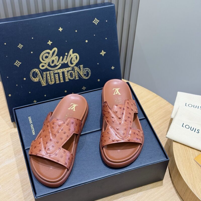 LV L家 OASIS 凉拖