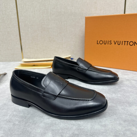 LV  GLOVE乐福鞋