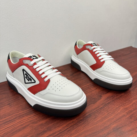 PRADA 新款男士厚底皮革运动鞋