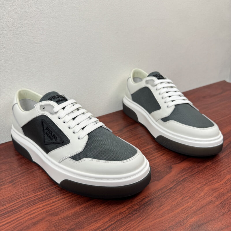 PRADA 新款男士厚底皮革运动鞋