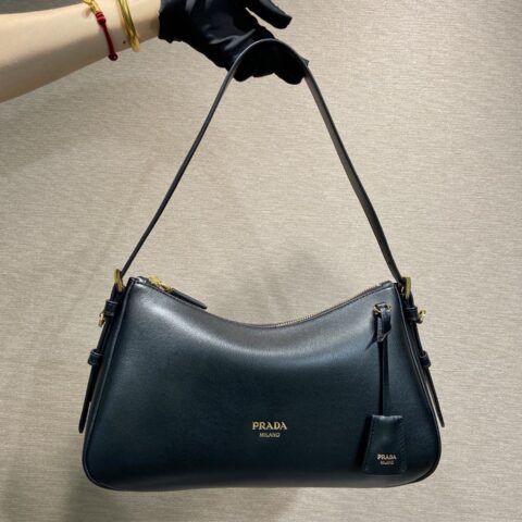 PRADA 新品单肩包🎉1BC229-1