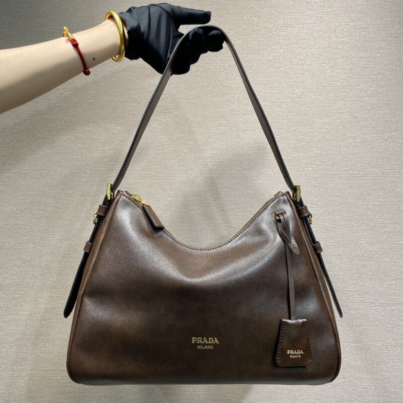 PRADA 新品单肩包🎉1BC301