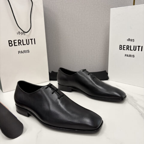 BERLUTI 新款男士手工擦色正装鞋皮鞋