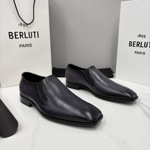 BERLUTI 新款切尔西乐福鞋皮鞋