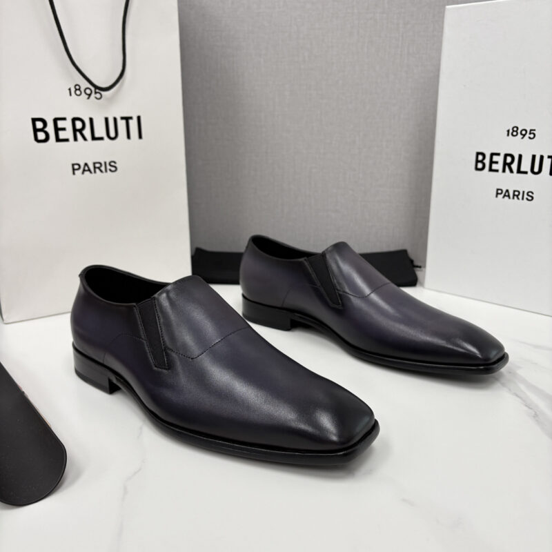 BERLUTI 新款切尔西乐福鞋皮鞋