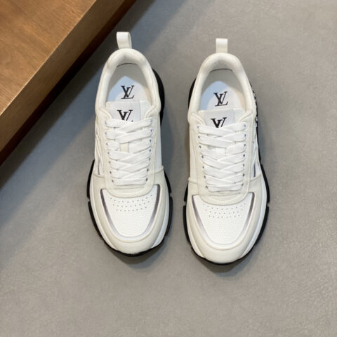 LV 男士trainer运动鞋