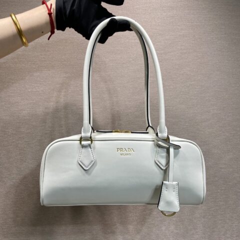 PRADA 🎉新品单肩包🎉1BB170