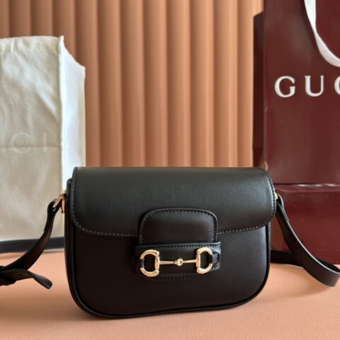 GUCCI Horsebit 1955系列迷你肩背包 款号815205 FAD6M 8759