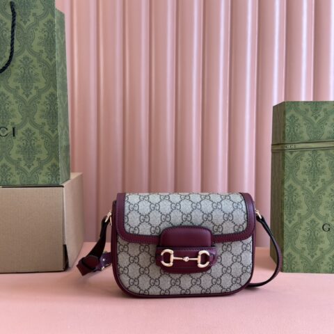 GUCCI Horsebit 1955系列迷你肩背包 款号815205 FAD6M 8759